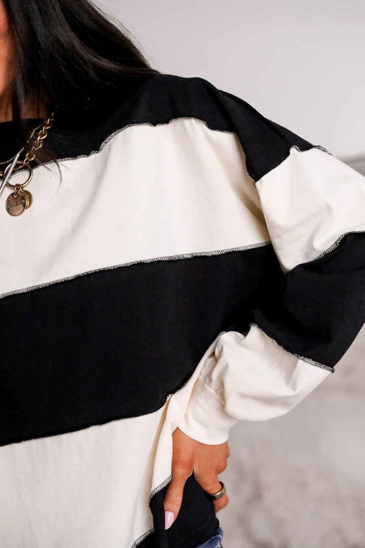 Lizzie Contrast Pullover - Black