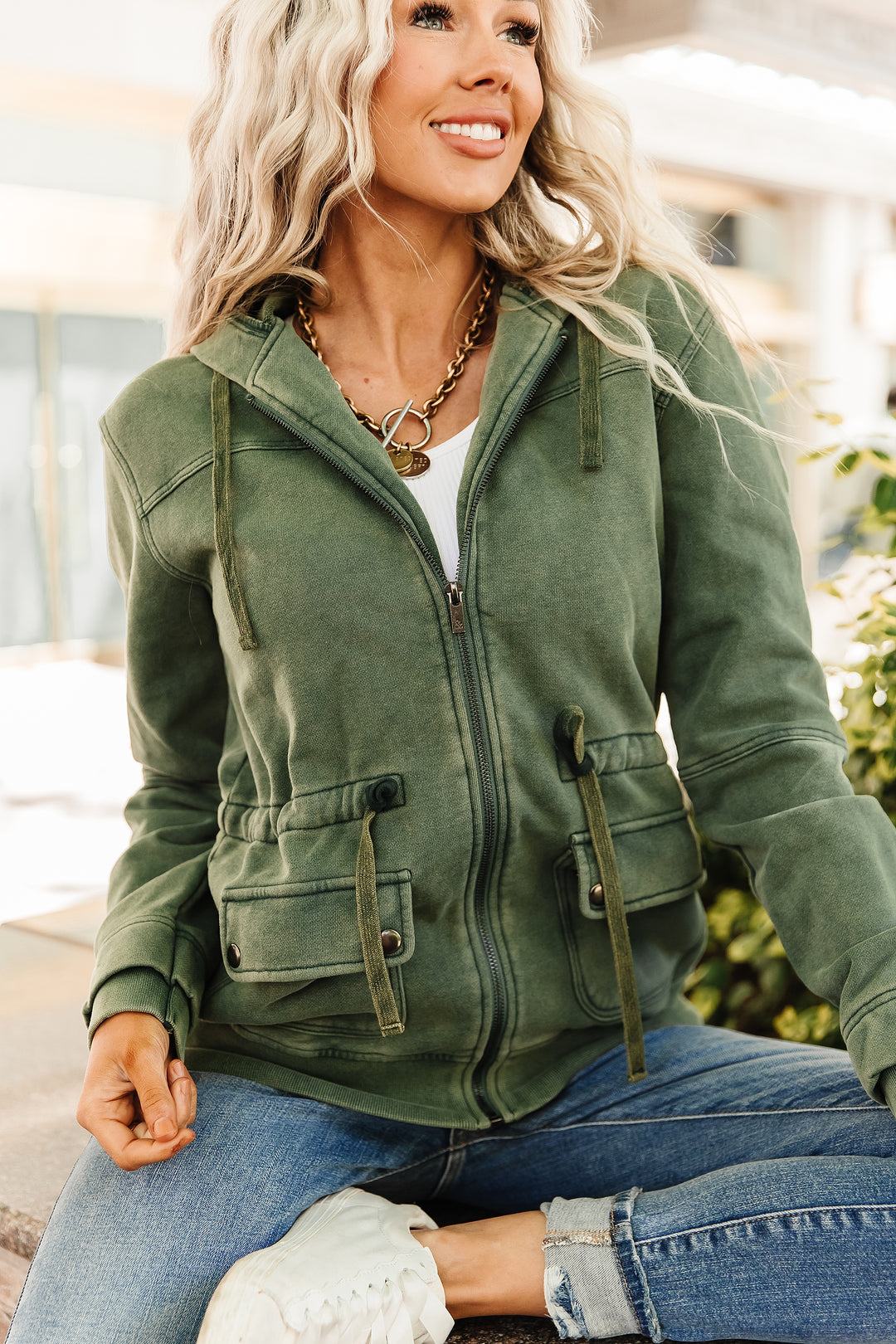 Grab & Glow Jacket - Moss