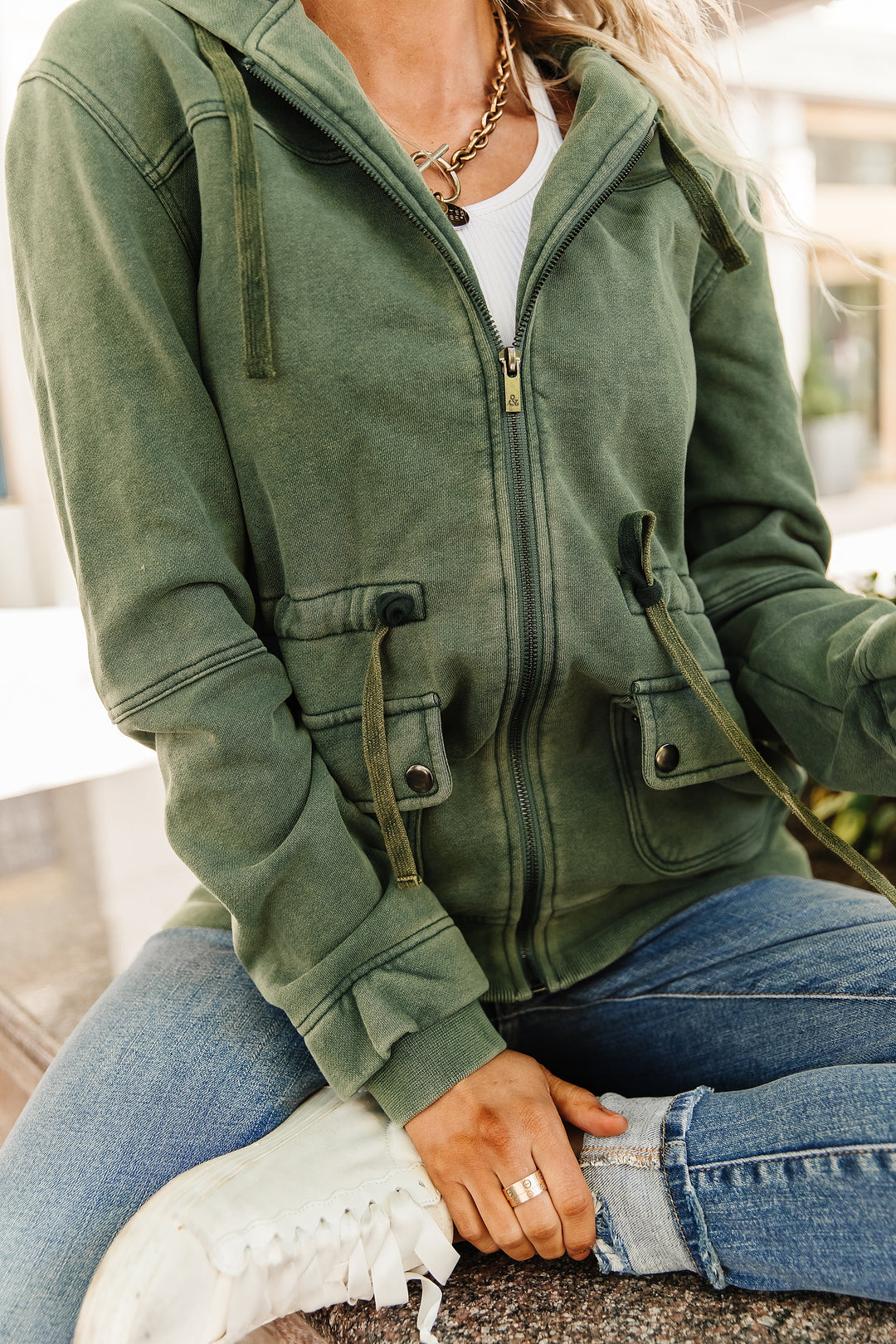 Grab & Glow Jacket - Moss