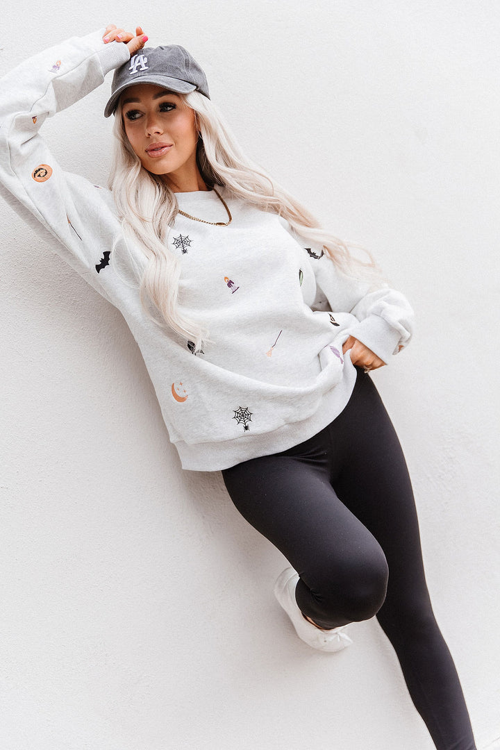 Preorder: Everywear Pullover - Hocus Pocus