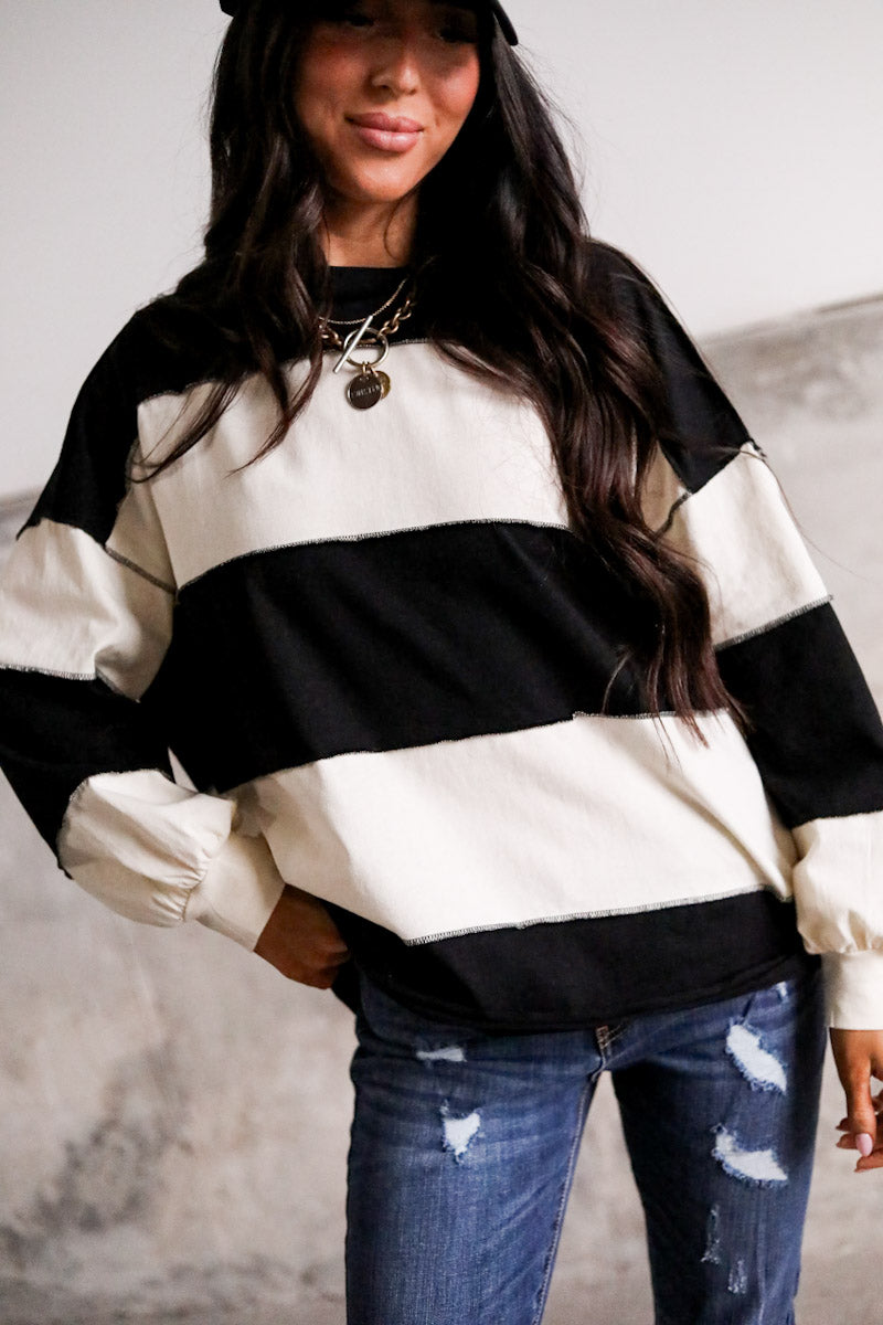 Lizzie Contrast Pullover - Black