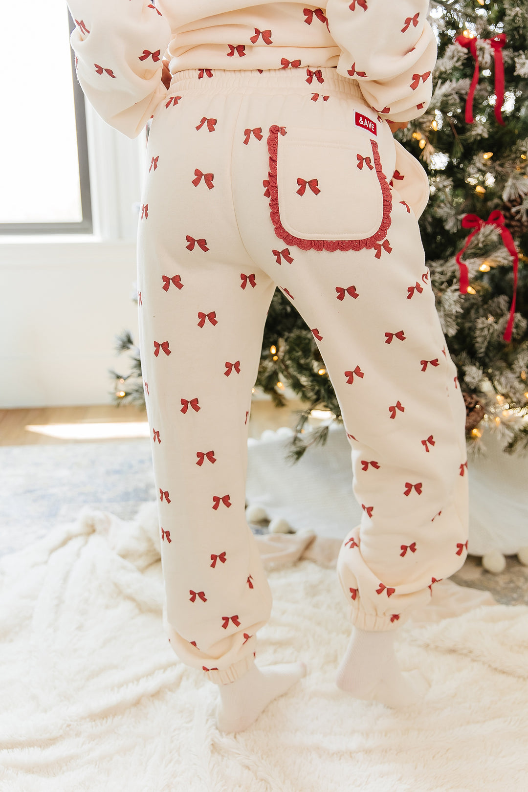 Comfort Zone Joggers - Bundled In Bows