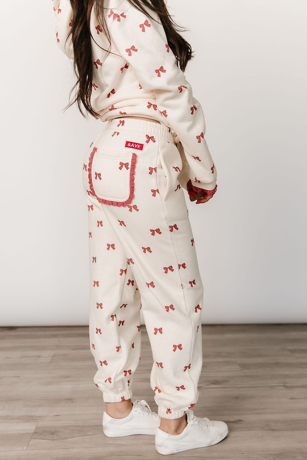 Comfort Zone Joggers - Bundled In Bows