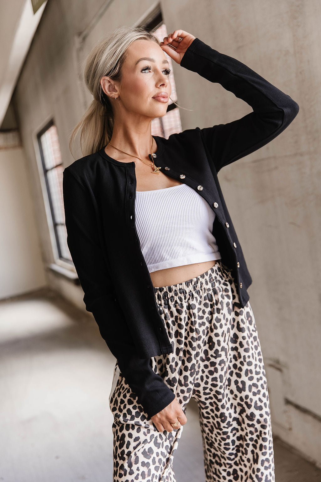 Button Front Long Sleeve Lulu - Black