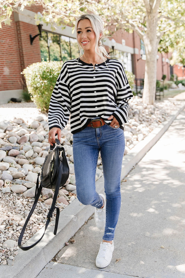Classic Cardigan - Fine Lines