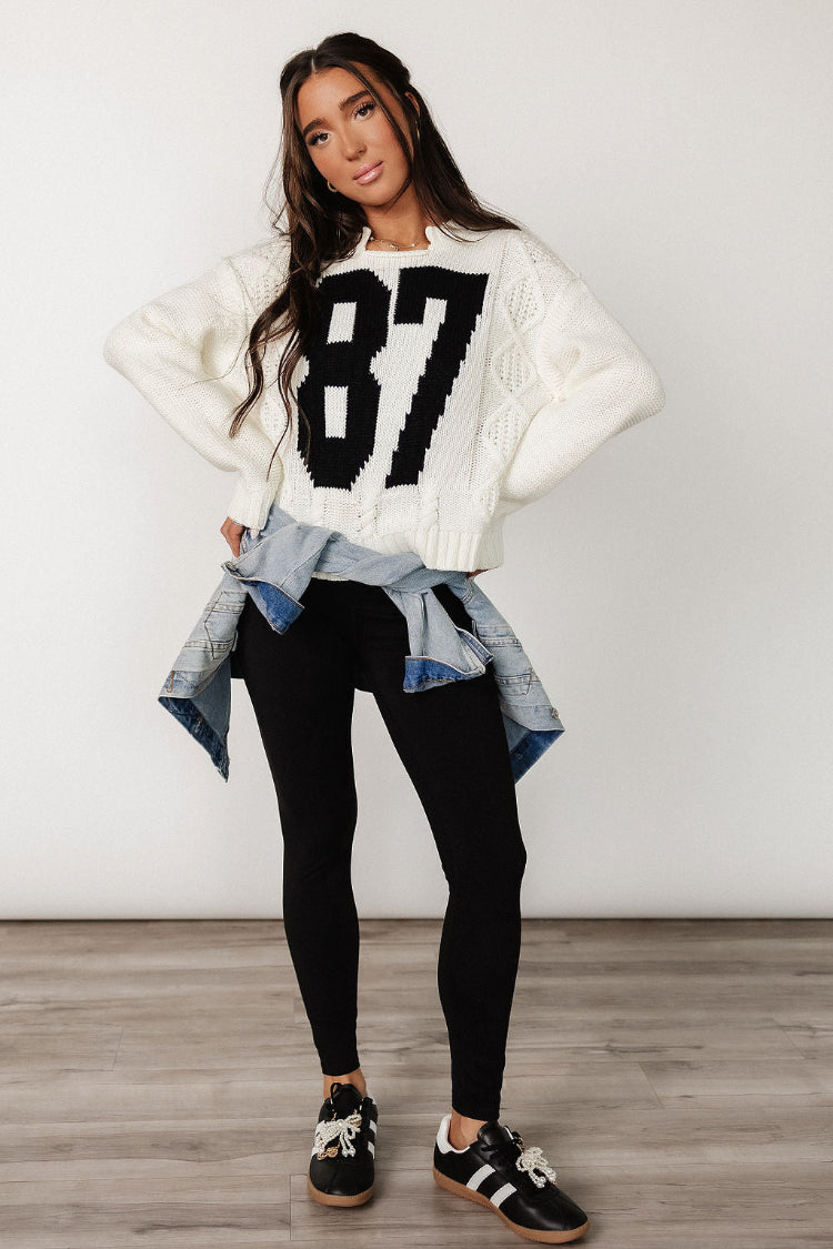 87 Sweater