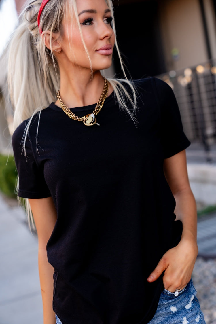 Preorder: Lulu Tee - Onyx