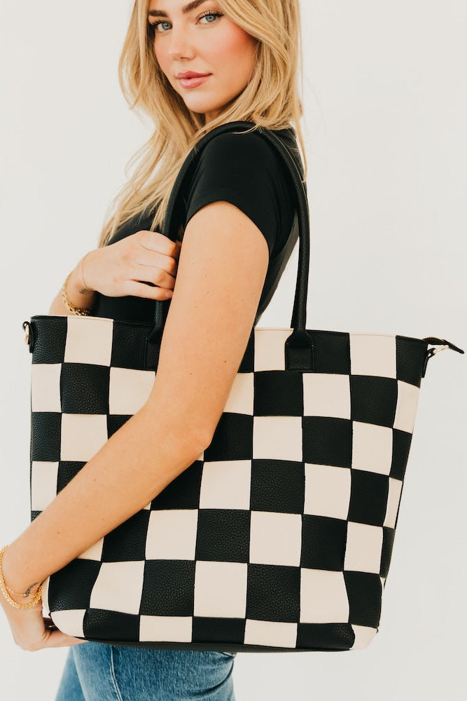 Courtney Checkered Tote
