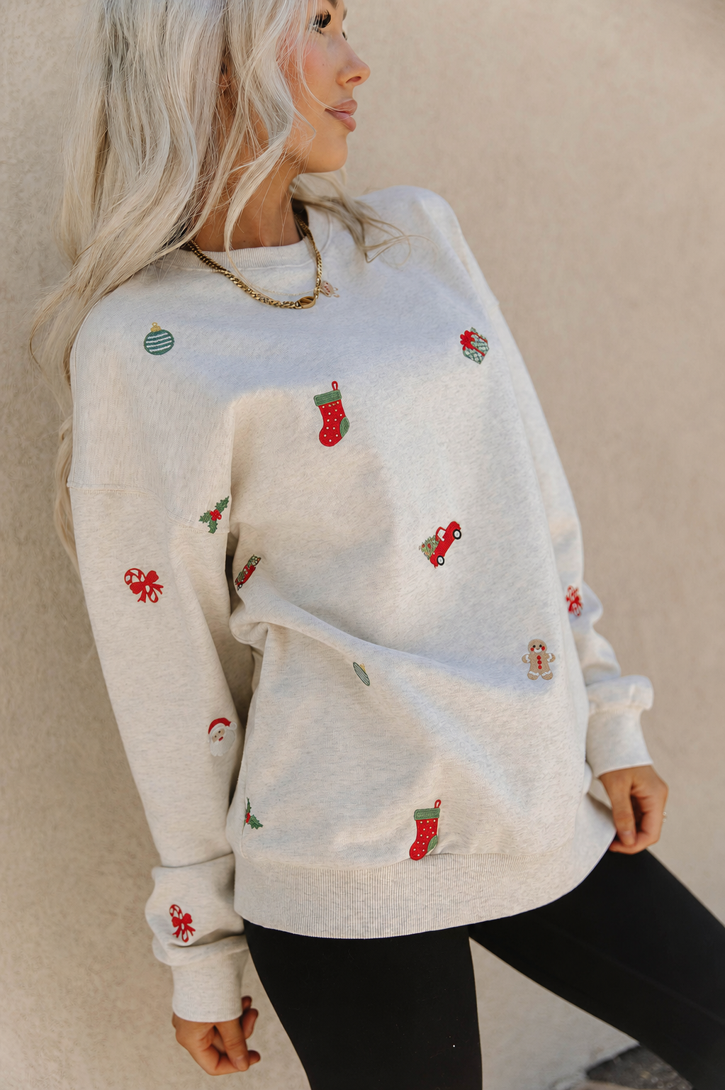 Preorder: Everywear Icon Pullover - Seasons Greetings
