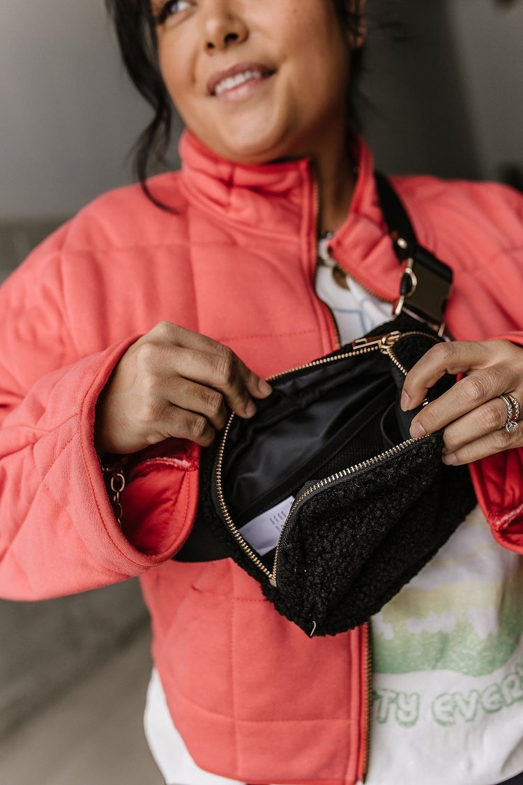 Sherpa Belt Bag - Black - Mindy Mae's Marketcomfy cute hoodies
